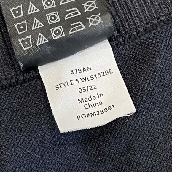 Wildfox Acid Wash Seamless High-Rise Bike Shorts Black Sporty Pull-On M - Picture 8 of 8